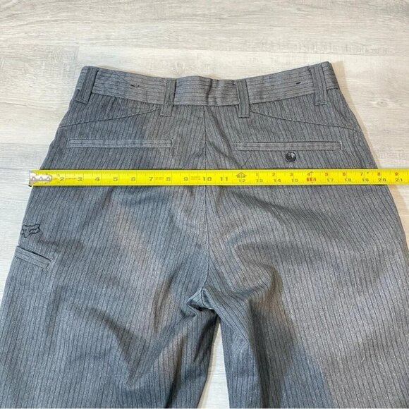 Fox Size 31 Grey and Black Pinstripe Utility Shorts inseam 11in - Picture 8 of 16